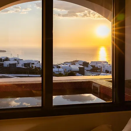 Hotel Niabelon - Private Jacuzzi Sunset View