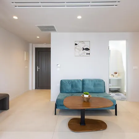 Niabelon Hotel *