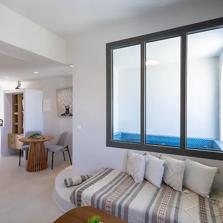 Niabelon Hotel