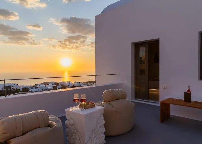 Niabelon Oia (Santorini)